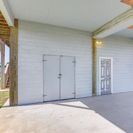 Crystal Beach Home With 2 Grills Walk To Shore! Extérieur photo