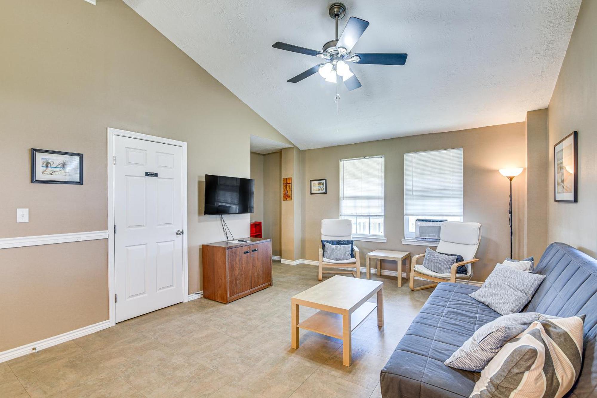 Crystal Beach Home With 2 Grills Walk To Shore! Extérieur photo